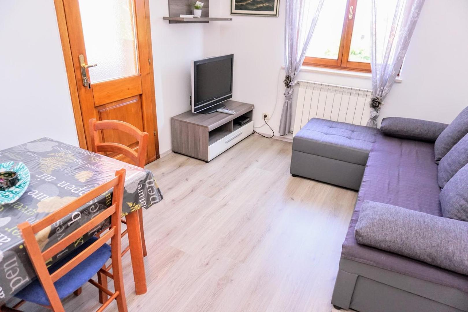 Apartment Stefica Crveni Vrh Eksteriør billede